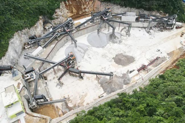 廣西年產(chǎn)300萬噸大型機制砂石生產(chǎn)線