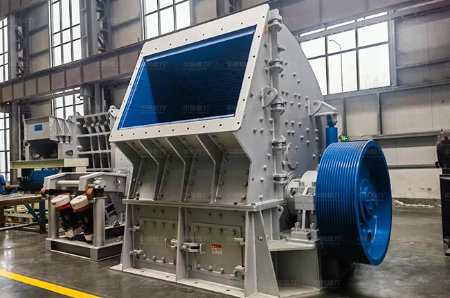 PCZ1615錘式破碎機(jī)
