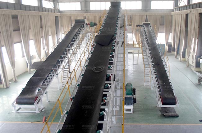 皮帶輸送機(jī)