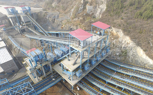 碎石生產(chǎn)線現(xiàn)場(chǎng)圖 碎石生產(chǎn)線現(xiàn)場(chǎng)圖