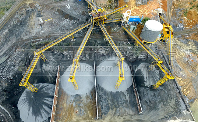 制砂生產(chǎn)線現(xiàn)場 制砂生產(chǎn)線現(xiàn)場