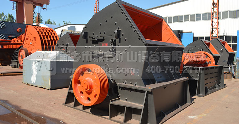 單段錘式破碎機(jī)設(shè)備圖 單段錘式破碎機(jī)設(shè)備圖