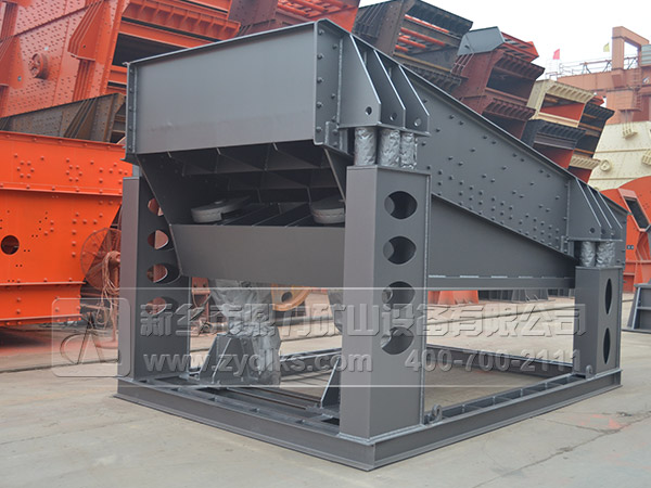 石料生產(chǎn)線設(shè)備之振動給料機 石料生產(chǎn)線設(shè)備之振動給料機