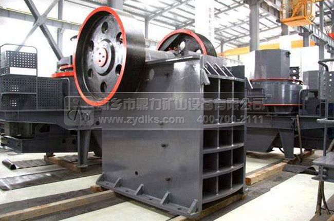 顎式破碎機(jī)