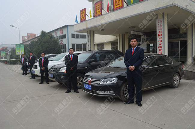 河南新鄉(xiāng)中譽(yù)鼎力破碎機(jī)廠家售后服務(wù) 河南新鄉(xiāng)中譽(yù)鼎力破碎機(jī)廠家售后服務(wù)