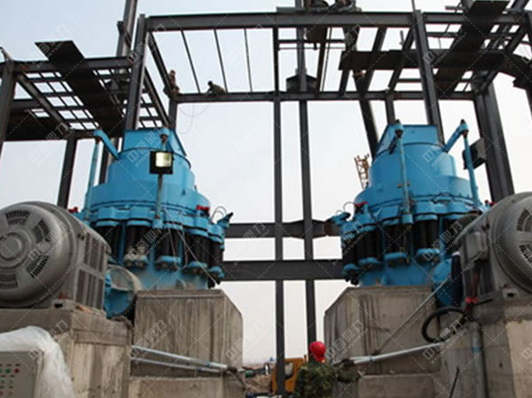 圓錐式破碎機(jī)