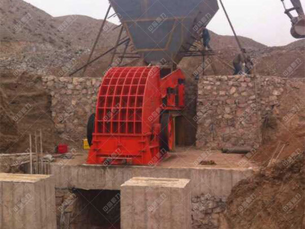 時產(chǎn)400噸磕石機