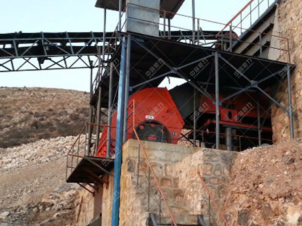 青石錘式破碎機(jī)