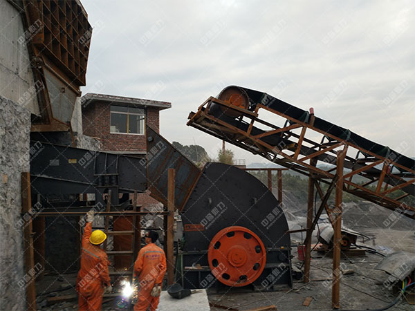 礦石碎石機(jī)維護(hù)