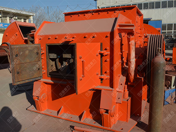 環(huán)保型雙轉(zhuǎn)子制砂機(jī)