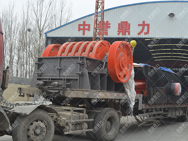 破碎機(jī)發(fā)貨