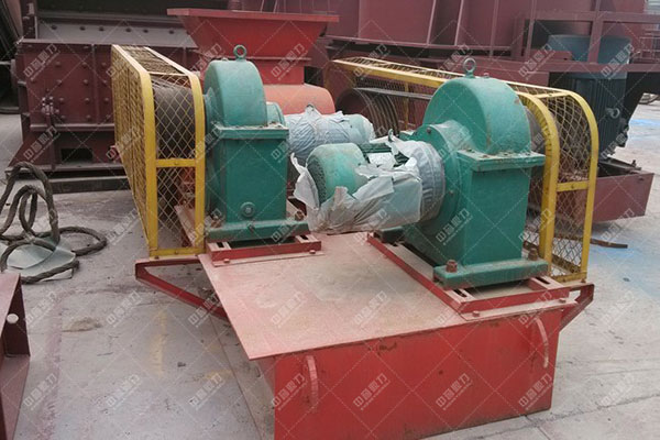 雙輥破碎機(jī) 雙輥破碎機(jī)