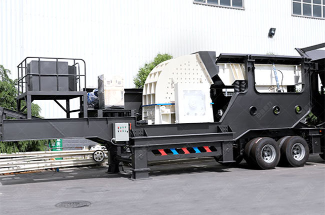 輪胎移動破碎機(jī)