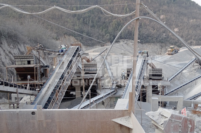 湖北鑫蘭礦業(yè)時產(chǎn)800噸碎石生產(chǎn)線