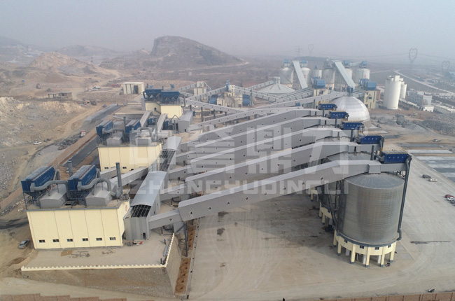 河南衛(wèi)輝萬有時產(chǎn)1500噸石料生產(chǎn)線